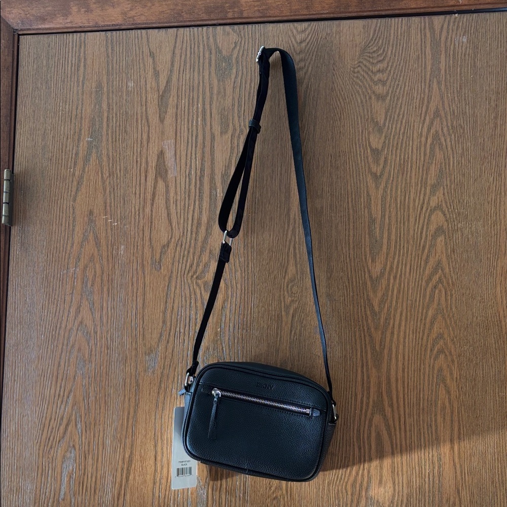 DKNY NWT Black Crossbody Purse